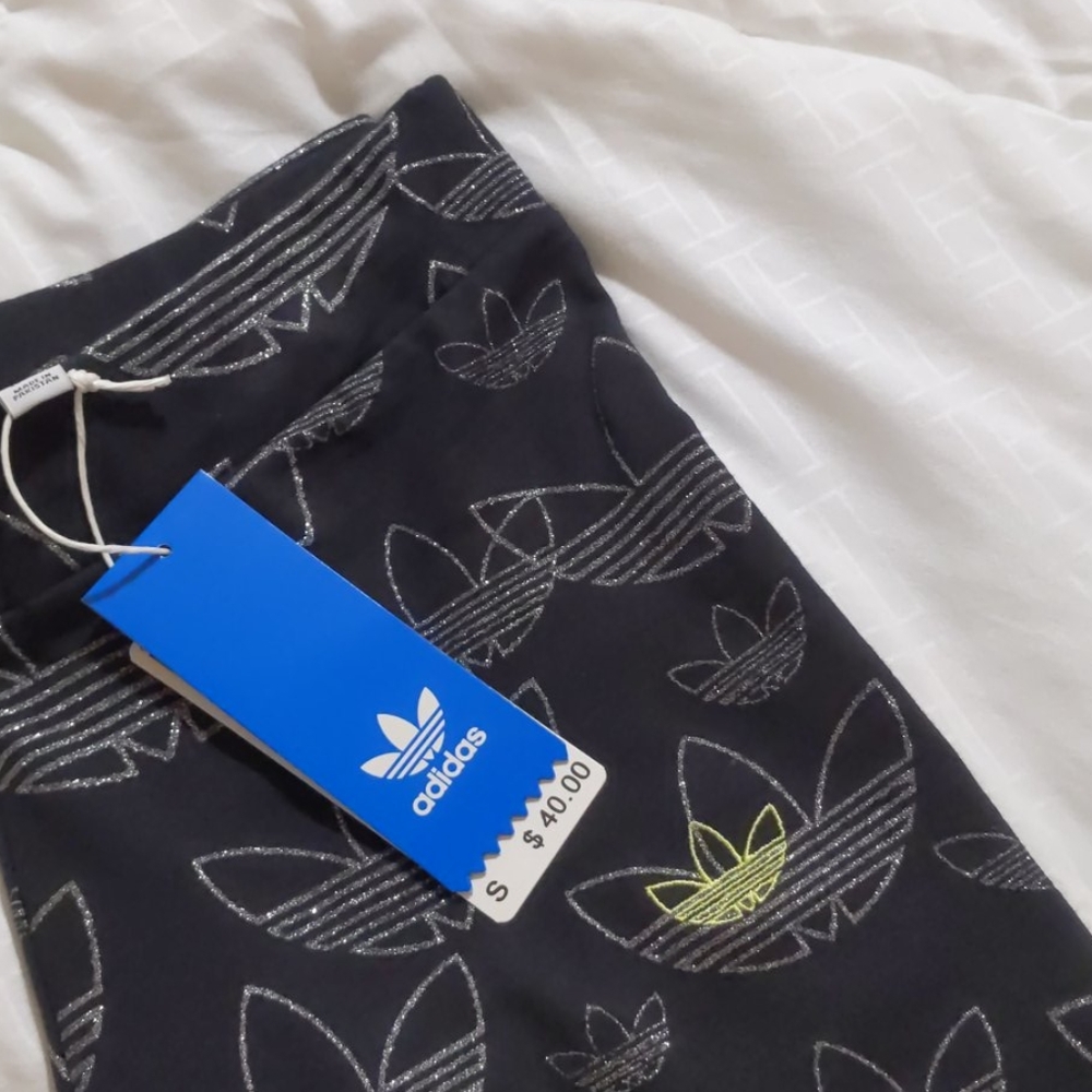NEW Adidas Originals Metallic Print Bike Shorts - Picture 5 of 5